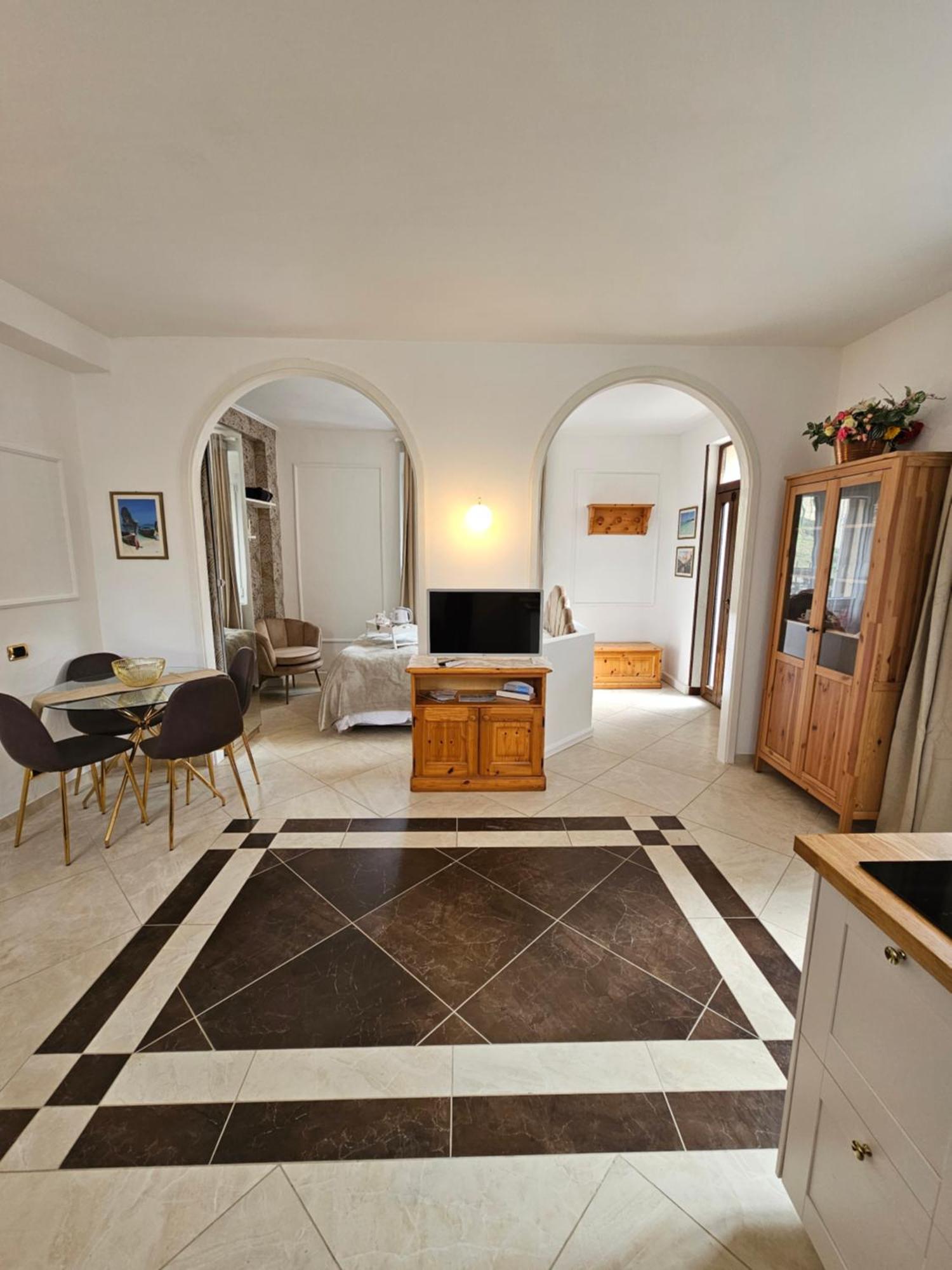 Bellagio Rotonda Apartment Oda fotoğraf